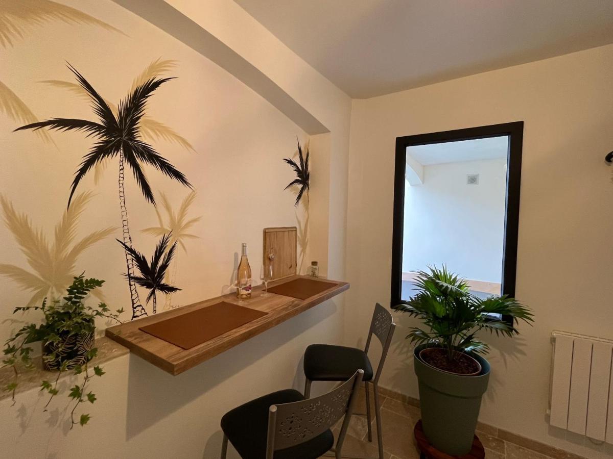 Chambre Au Calme Avec Spa Privatif Gratuit Sud Aveyron Les Palmiers Des Causses Saint-Rome-de-Tarn Exteriér fotografie